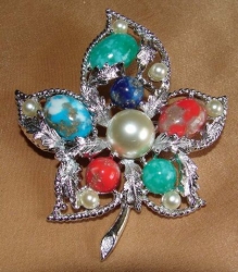 detail_2438_1_-_brooch_-_SC_silver_colors.jpg