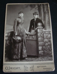 detail_3259_1880s_women.jpg