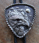 BOLO TIE