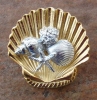 TREASURES OF THE SEA SCARF HOLDER
