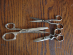ASSORTED SEWING SCISSORS